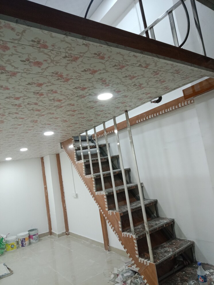 undefined, gaur-city-center Commercial Shop 450 Sq.Ft. In Sector 4 Greater Noida Greater Noida 9399868