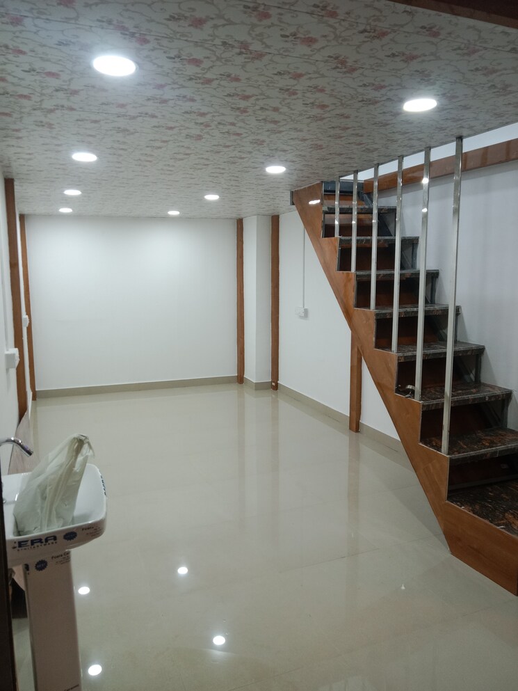 undefined, gaur-city-center Commercial Shop 450 Sq.Ft. In Sector 4 Greater Noida Greater Noida 9399868