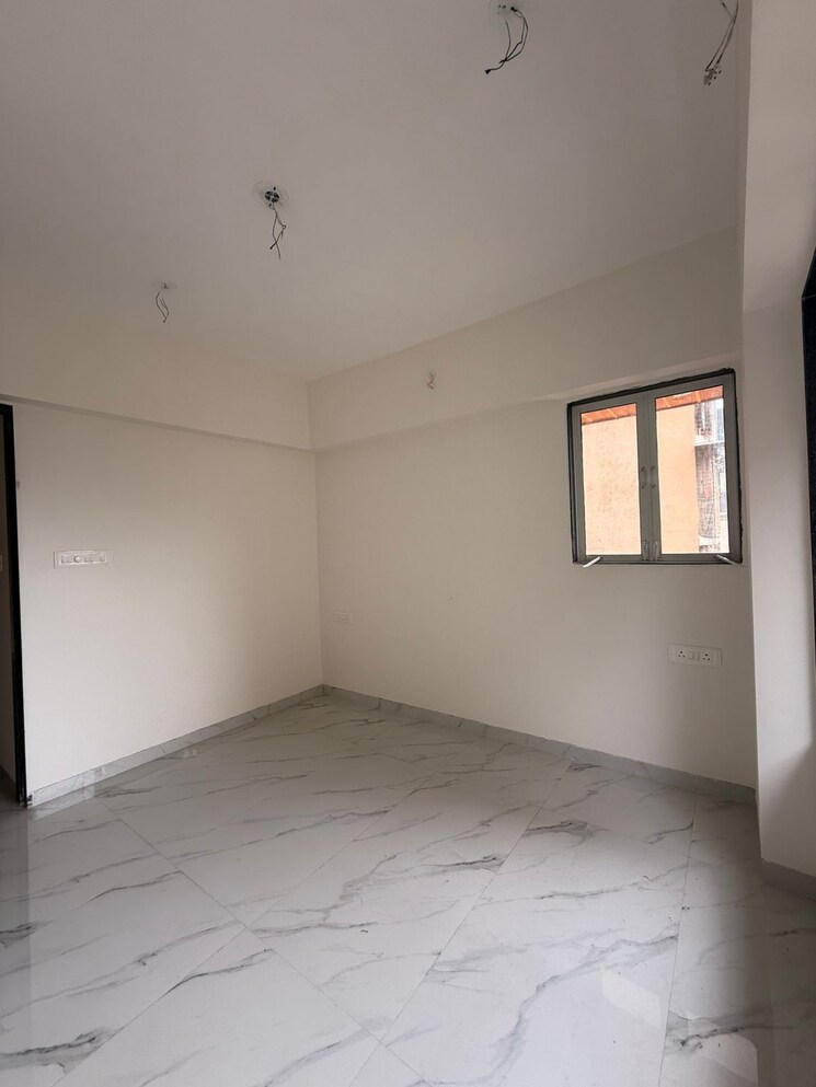 Room, vraj-gateway-aparna-chs 2 Bedroom 617 Sq.Ft. Apartment In Borivali West Mumbai 9399622