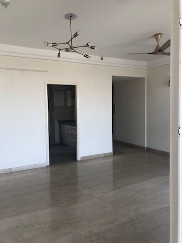 Room in 3 BHK Apartment at AIPL The Peaceful Homes, Sector 70a – for Rent