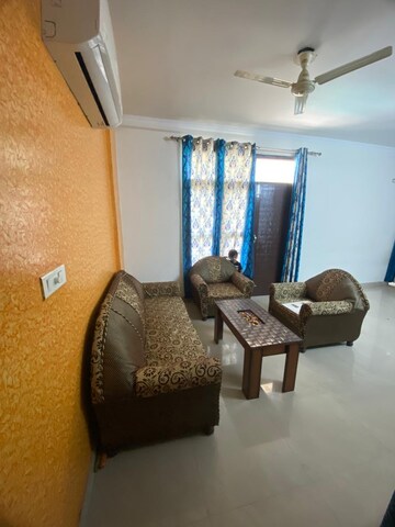 Living Room in 4 BHK Apartment at Ambala Highway – for Rent