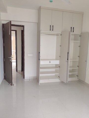 Bedroom in 3 BHK Apartment at Capital Residency 360, Sector 70a – for Rent