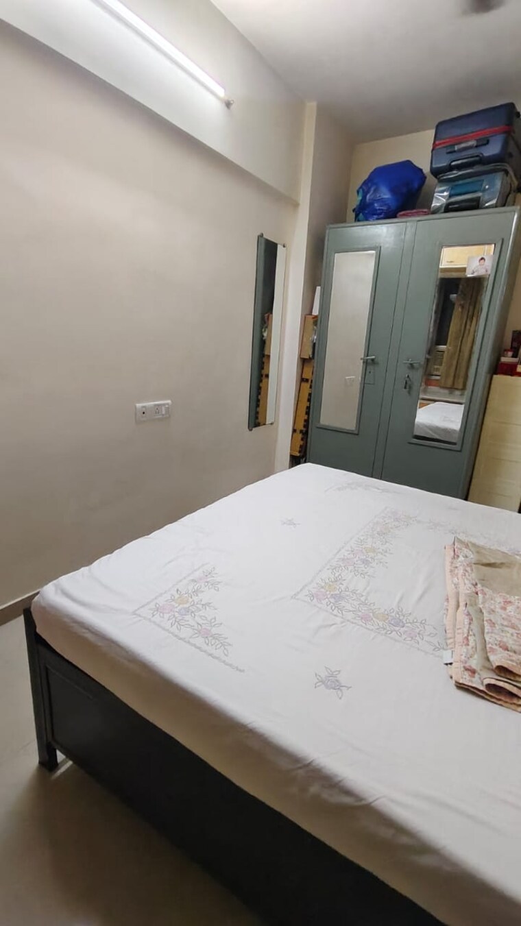 Bedroom, swapnalok-apartment-andheri 1 Bedroom 400 Sq.Ft. Apartment In Andheri East Mumbai 9400109