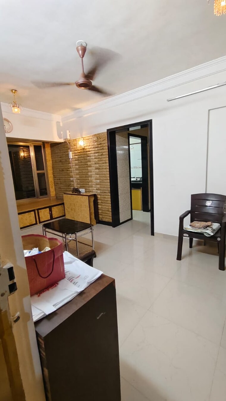 Living Room, swapnalok-apartment-andheri 1 Bedroom 400 Sq.Ft. Apartment In Andheri East Mumbai 9400109
