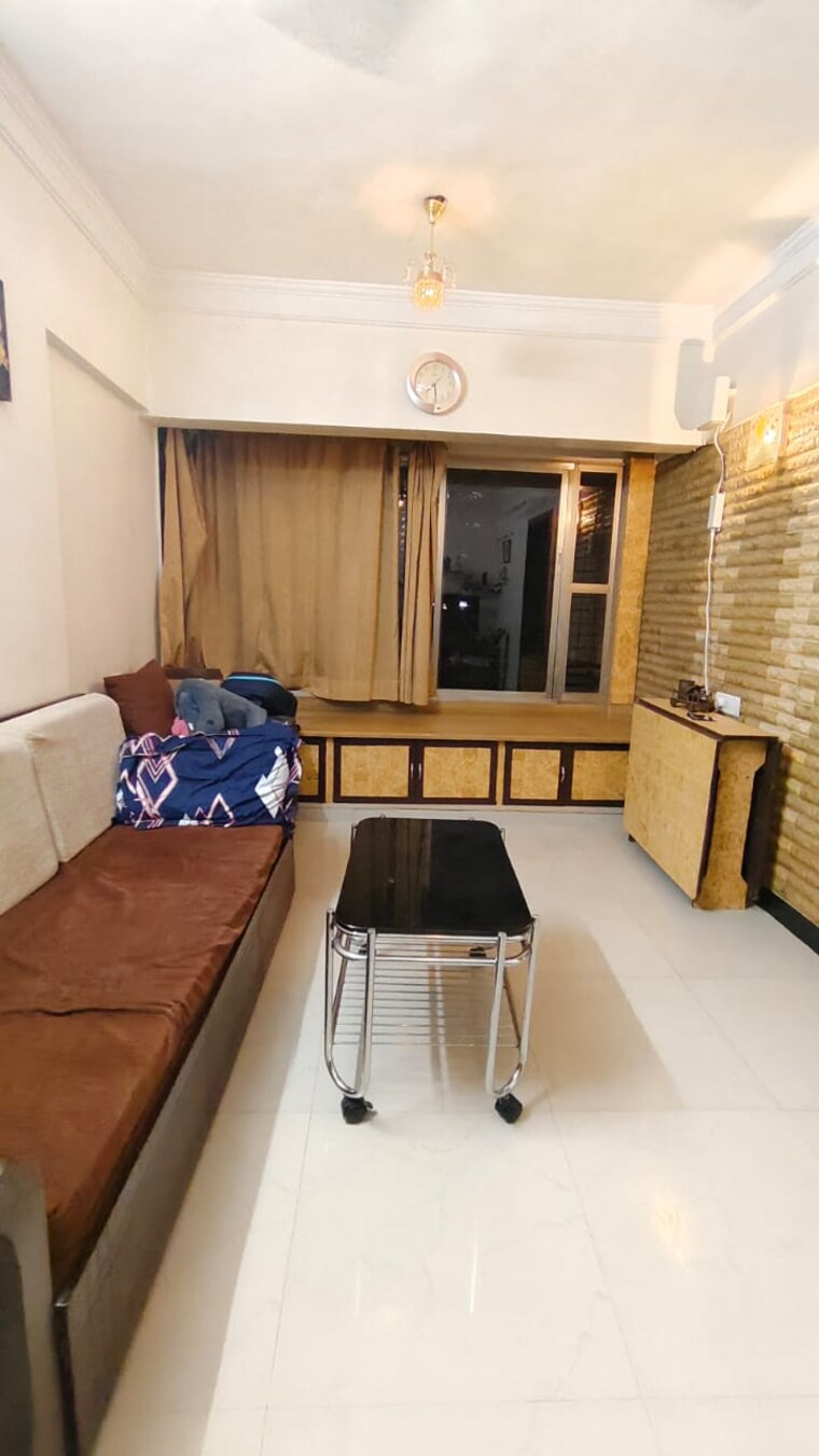 Living Room, swapnalok-apartment-andheri 1 Bedroom 400 Sq.Ft. Apartment In Andheri East Mumbai 9400109