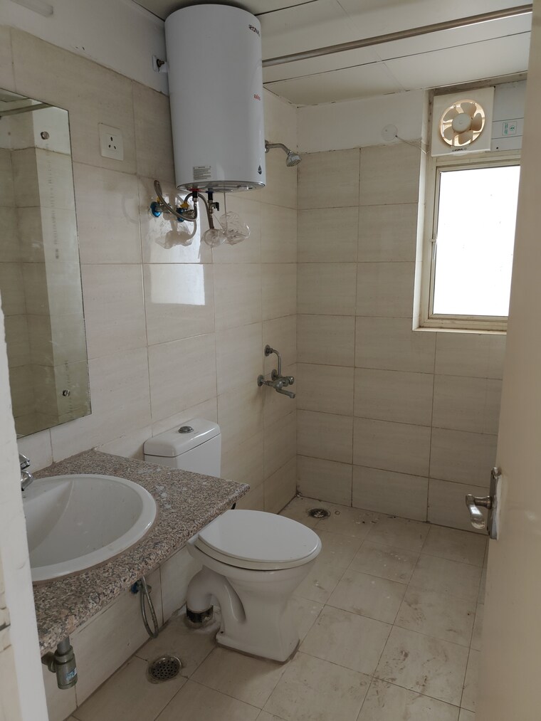 Bathroom, emaar-palm-gardens 3.5 Bedroom 1900 Sq.Ft. Apartment In Sector 83 Gurgaon 9400393