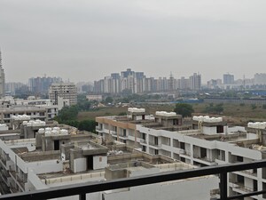 3.5 BHK Apartment – Exterior View View at Emaar Palm Gardens, Sector 83 - for Rent