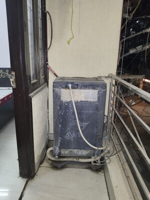 Balcony in 2 BHK Apartment at Panchsheel Vihar – for Rent