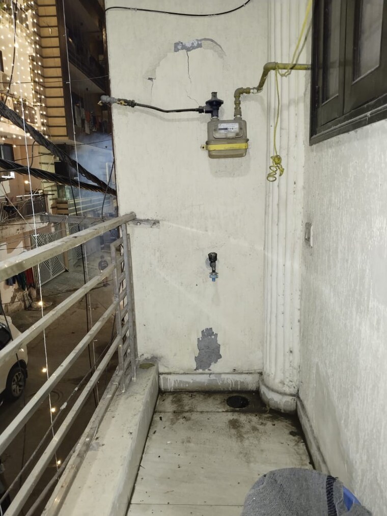 Balcony, panchsheel vihar 2 Bedroom 850 Sq.Ft. Apartment In Panchsheel Vihar Delhi 9400046