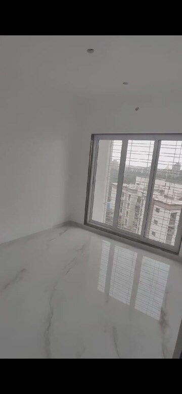 Room in 3 BHK Apartment at NL Taksasila, Kandivali West – for Sale