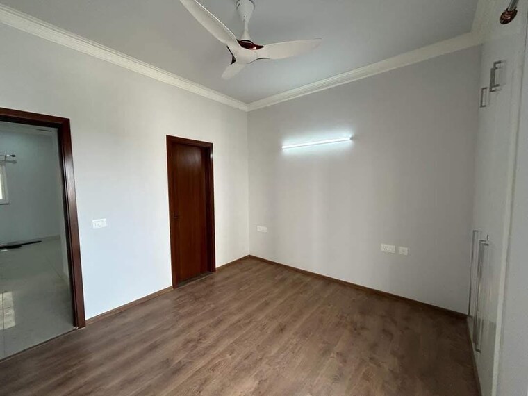 Room, central-park-flower-valley 3 Bedroom 1790 Sq.Ft. Apartment In Sohna Sector 33 Gurgaon 9400307