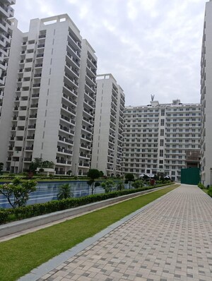 3 BHK Apartment – Exterior View View at Central Park Flower Valley, Sohna Sector 33 - for Rent