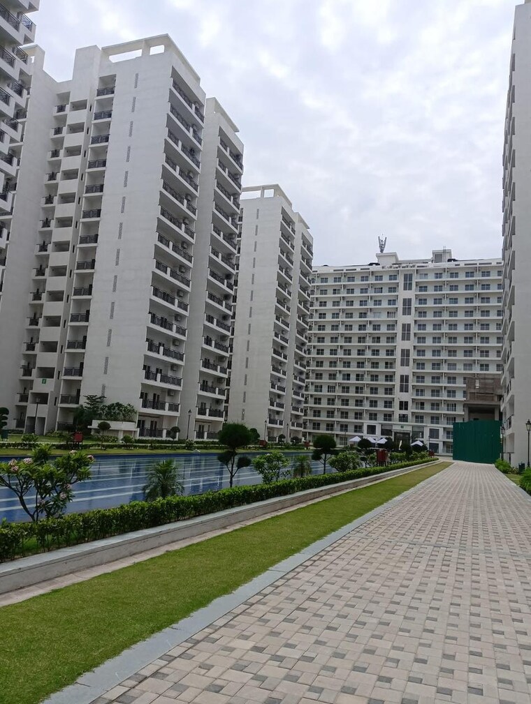 Exterior View, central-park-flower-valley 3 Bedroom 1790 Sq.Ft. Apartment In Sohna Sector 33 Gurgaon 9400307