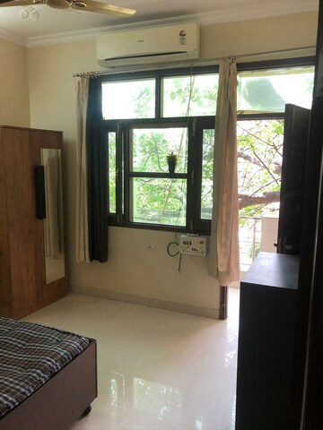 Room in 2 BHK Apartment at Panchsheel Vihar – for Rent