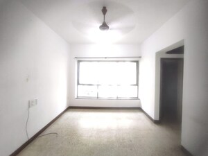 1 BHK Apartment For Rent in Green Meadows Bluilding 2 Chs Ltd, Kandivali East
