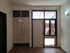 Room in 2.5 BHK Apartment at Sare Home, Sector 92 – for Sale