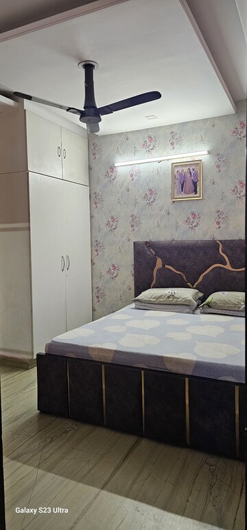 Bedroom in 3 BHK Builder Floor at Rohini Sector 25 – for Sale