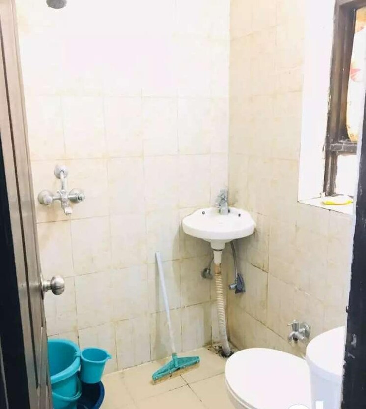 Bathroom, jaipuria-sunrise-green 1 Bedroom 800 Sq.Ft. Apartment In Lohgarh Zirakpur 9400525