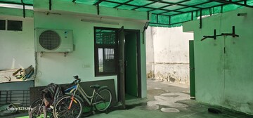 Terrace in 3 BHK Builder Floor at Rohini Sector 25 – for Sale