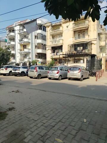 2.5 BHK Builder Floor For Sale in Ramprastha Colony