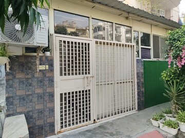 2.5 BHK Builder Floor – Exterior View View at Ramprastha Colony - for Sale