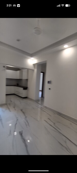 Room in 2 BHK Apartment at Arocon Rainbow, Mahurali – for Rent