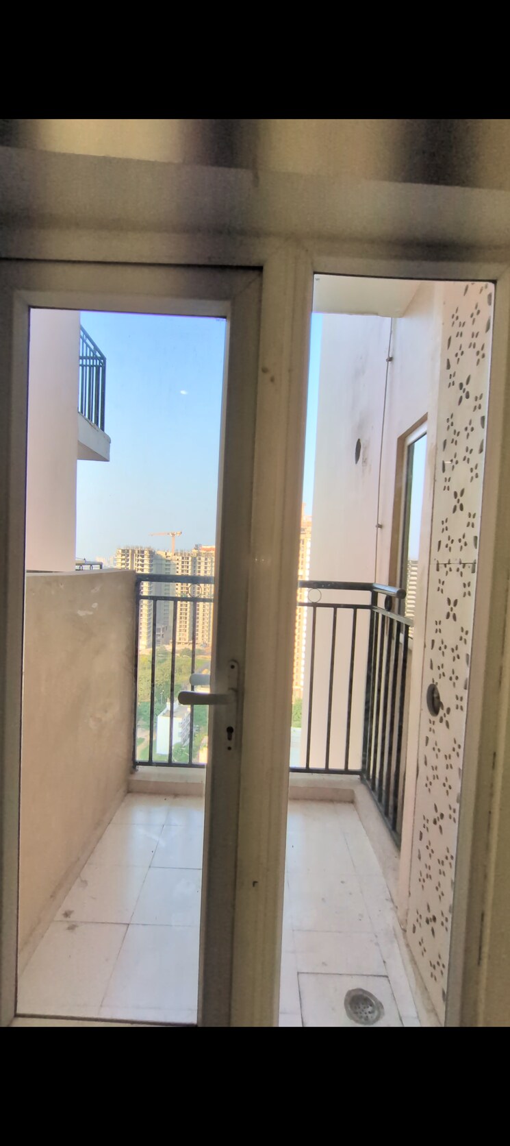 undefined, arocon-rainbow 2 Bedroom 1100 Sq.Ft. Apartment In Mahurali Ghaziabad 9400520