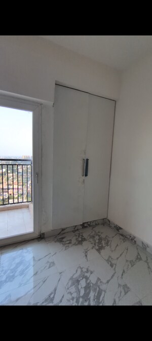 Room in 2 BHK Apartment at Arocon Rainbow, Mahurali – for Rent