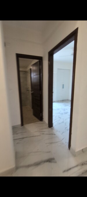 Building Lobby in 2 BHK Apartment at Arocon Rainbow, Mahurali – for Rent