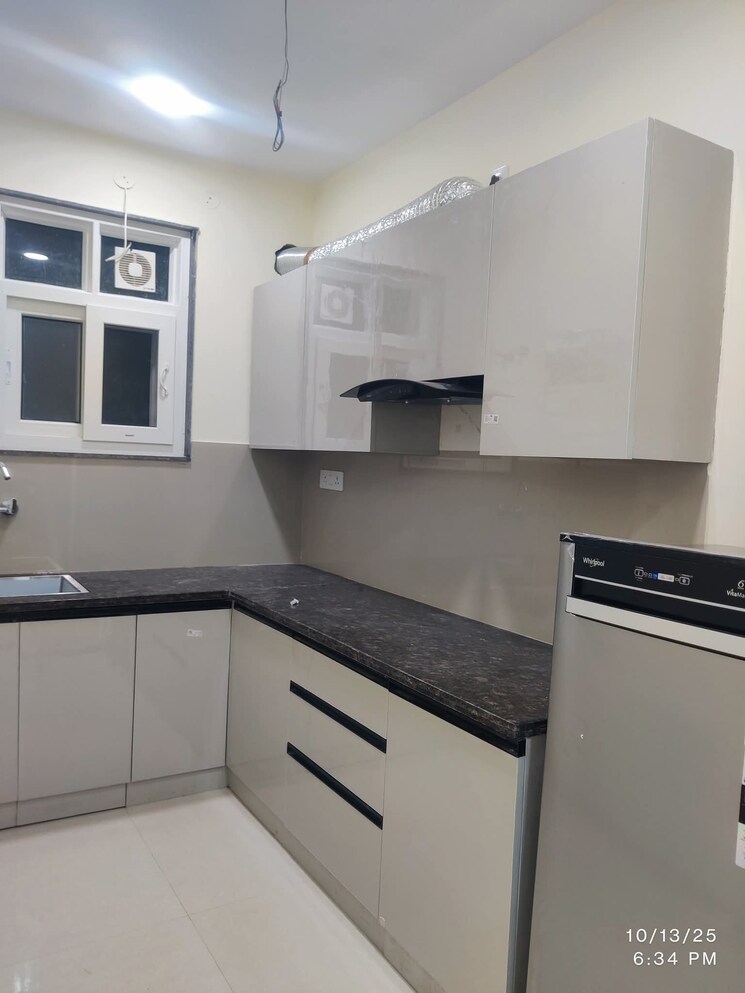 Kitchen, sector 31 2 Bedroom 1460 Sq.Ft. Builder Floor In Sector 31 Gurgaon 9400861
