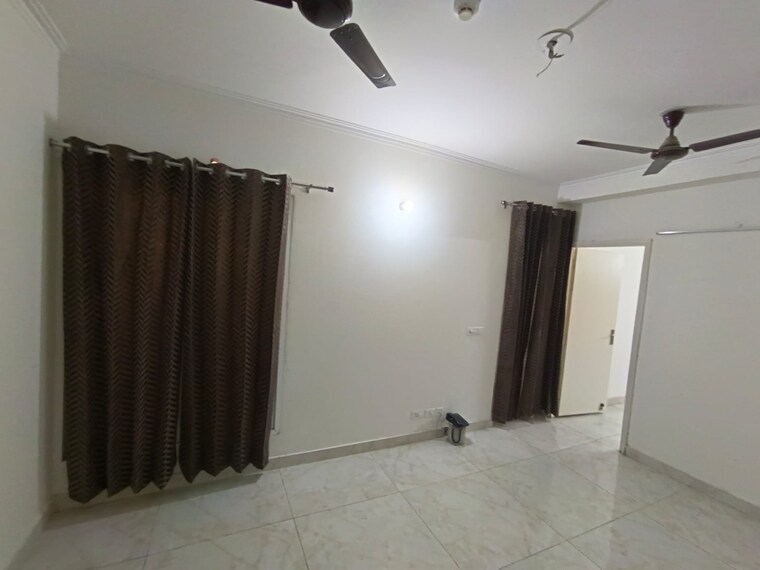 Room, gaurs-siddhartham 2 Bedroom 945 Sq.Ft. Apartment In Siddharth Vihar Ghaziabad 9400680