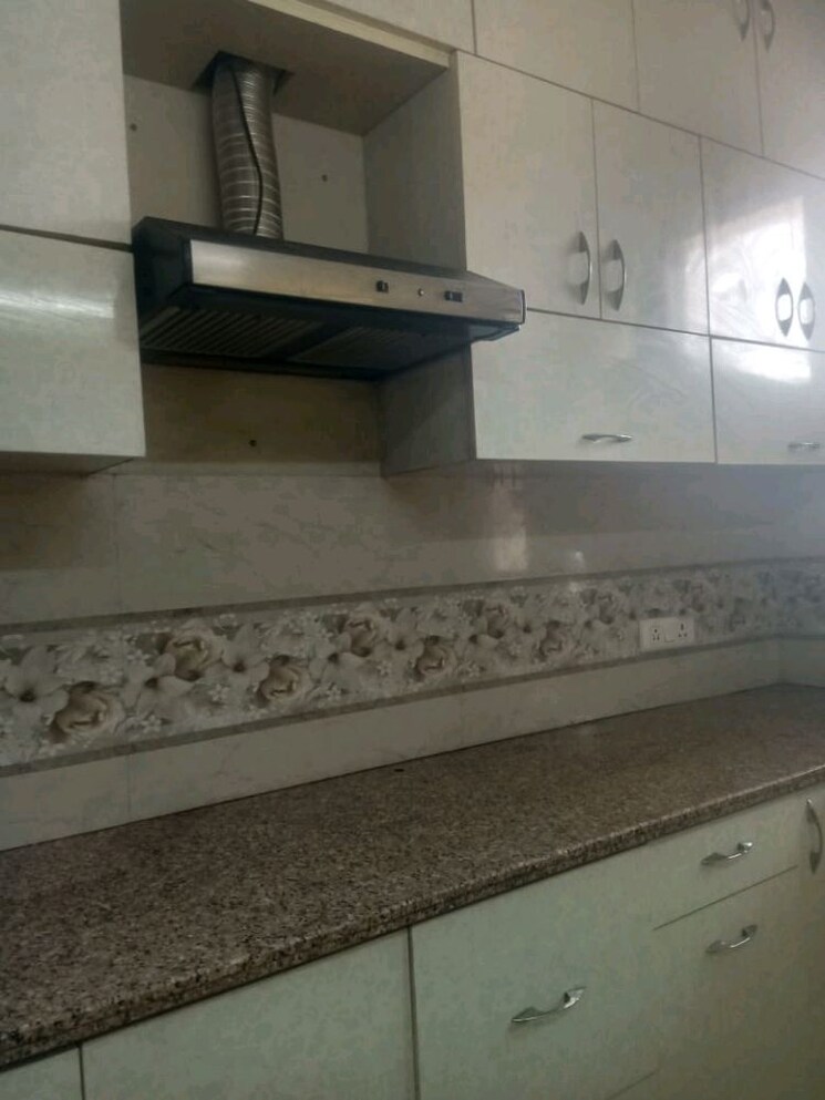 Kitchen, vipul-world-floors 3 Bedroom 160 Sq.Yd. Independent House In Sector 48 Gurgaon 9400962