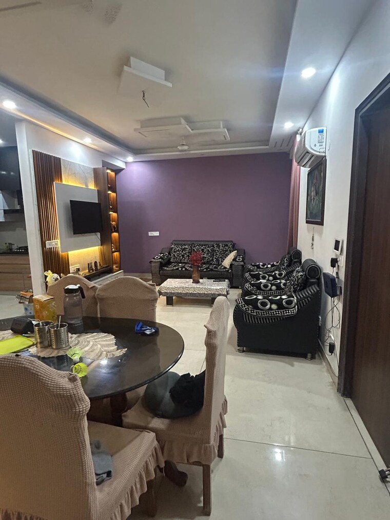 Living Room, maya-green-lotus-saksham 3 Bedroom 1850 Sq.Ft. Apartment In International Airport Road Zirakpur 9400722