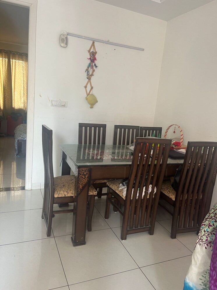 Living Room, high ground 4 Bedroom 2200 Sq.Ft. Apartment In High Ground Zirakpur 9400858