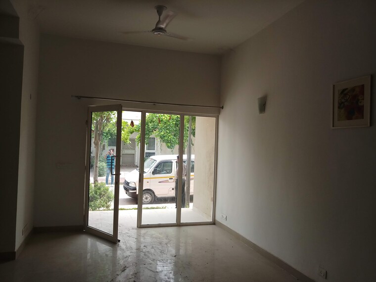 Room, paramount-golfforeste 2 Bedroom 1507 Sq.Ft. Villa In Zeta I Greater Noida Greater Noida 9400982