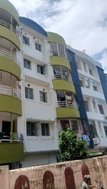 3 BHK + Extra Room 1300 Sq.Ft. Apartment in Laxmi Tower