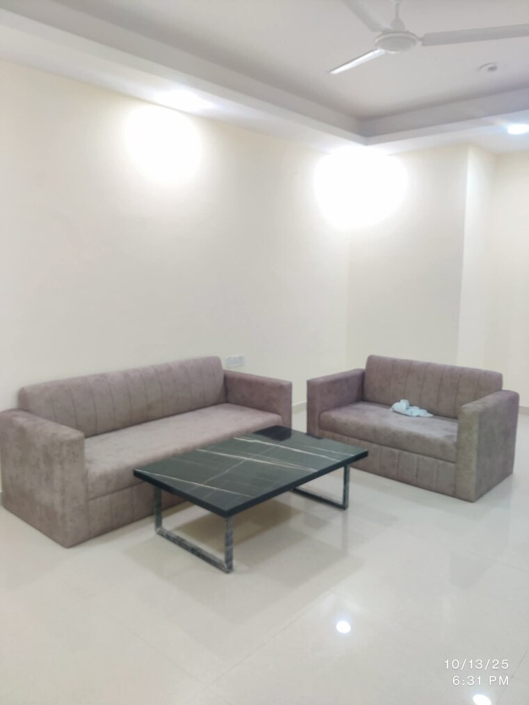 Living Room, sector 40 1 Bedroom 752 Sq.Ft. Builder Floor In Sector 40 Gurgaon 9401033