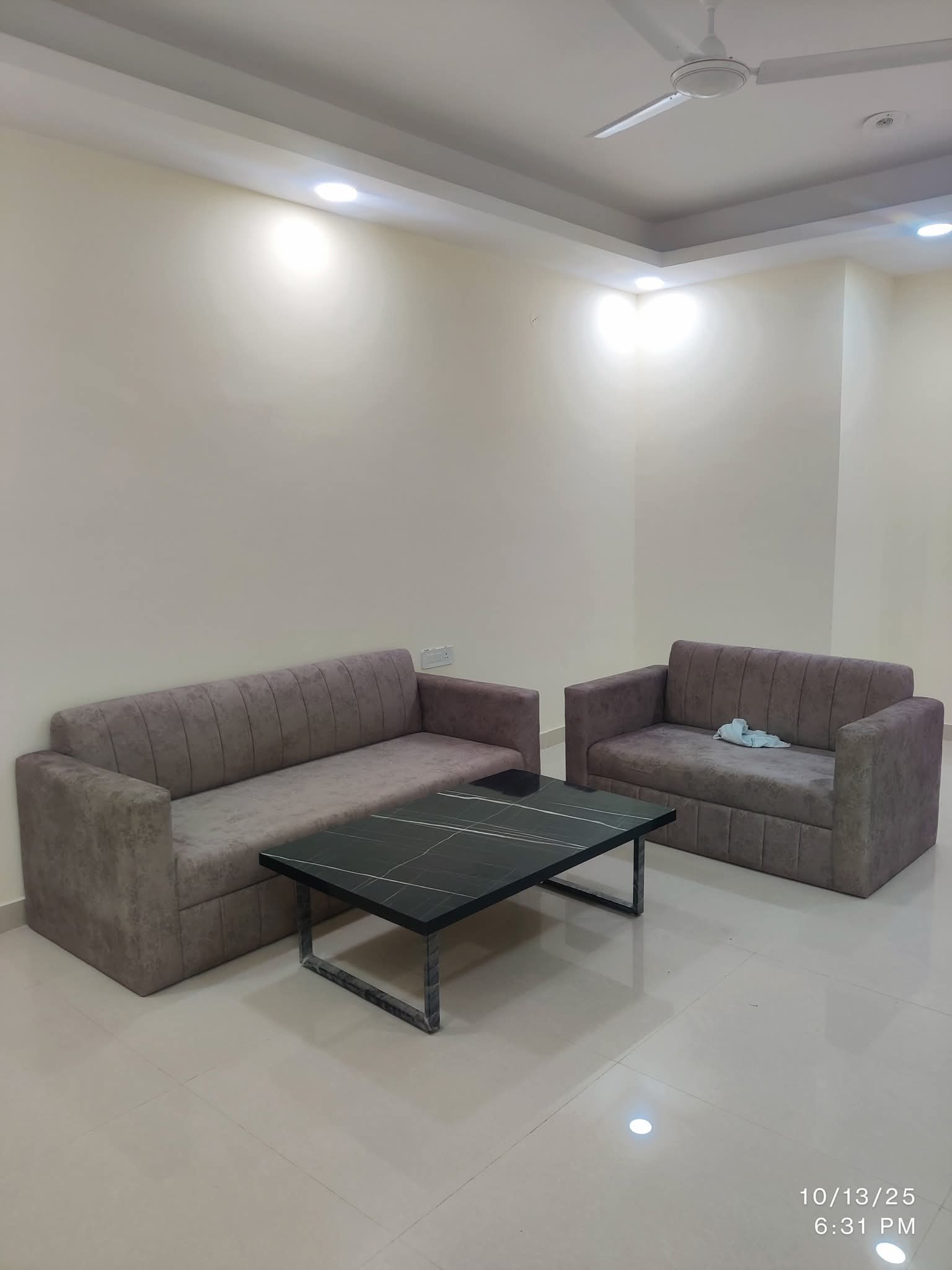 1 BHK Builder Floor For Rent in Sector 40