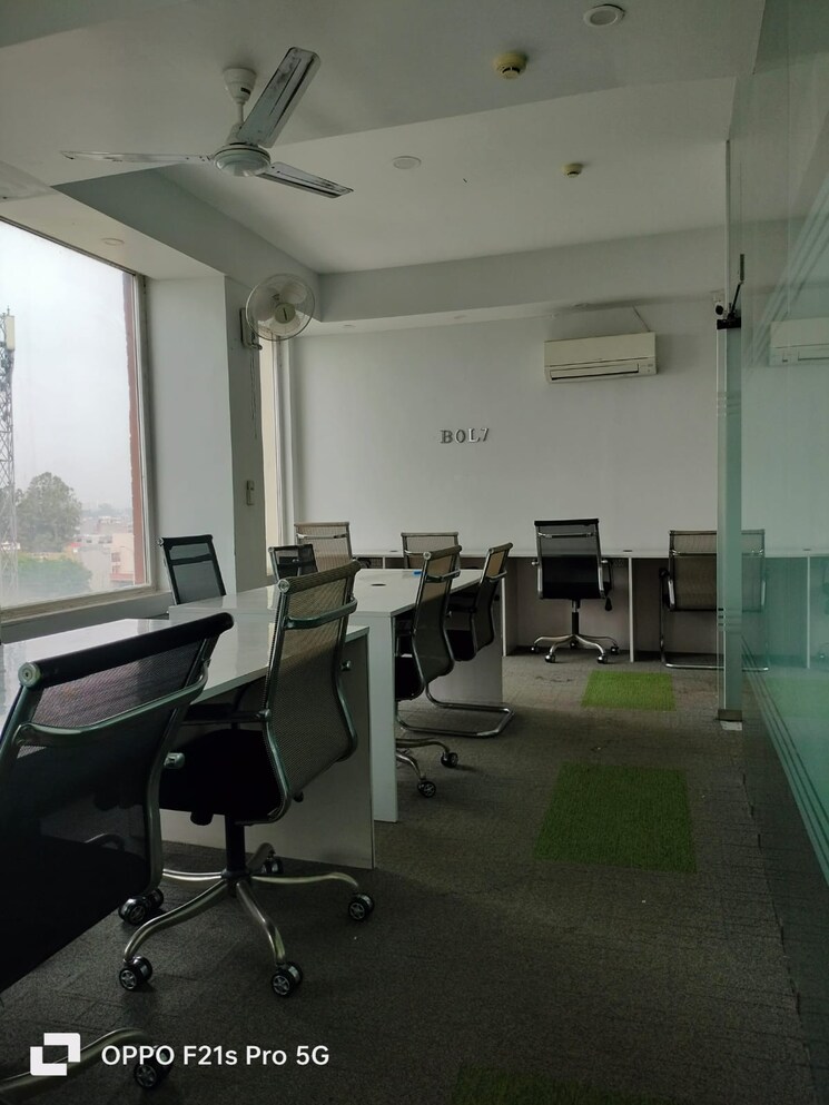 Team Area, ambala highway Commercial Office Space 3200 Sq.Ft. In Ambala Highway Zirakpur 9400992