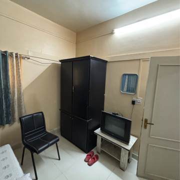 Team Area in 5 BHK Villa at Savedi – for Rent