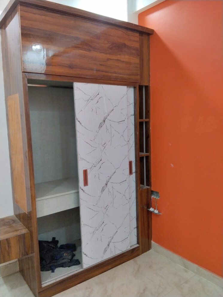 Room, kritak-modern-apartments 2 Bedroom 1140 Sq.Ft. Apartment In Sector 73 Noida 9401288