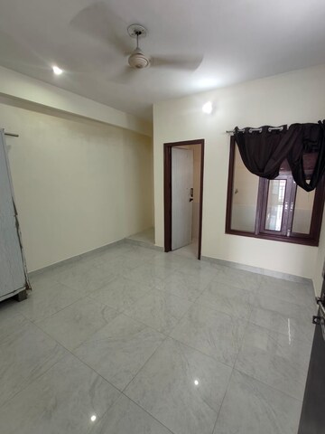 Room in 1.5 BHK Builder Floor at Saket – for Rent