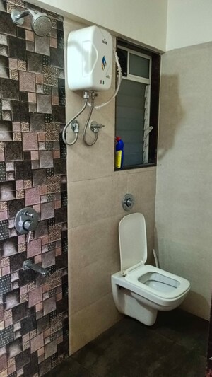 Bathroom in 2 BHK Apartment at JP Airoli Tower, Airoli Sector 19 – for Rent