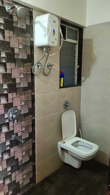 Bathroom in 2 BHK Apartment at JP Airoli Tower, Airoli Sector 19 – for Rent