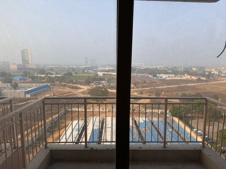 Swimming Pool, emaar-palm-gardens 3.5 Bedroom 1900 Sq.Ft. Apartment In Sector 83 Gurgaon 9401398