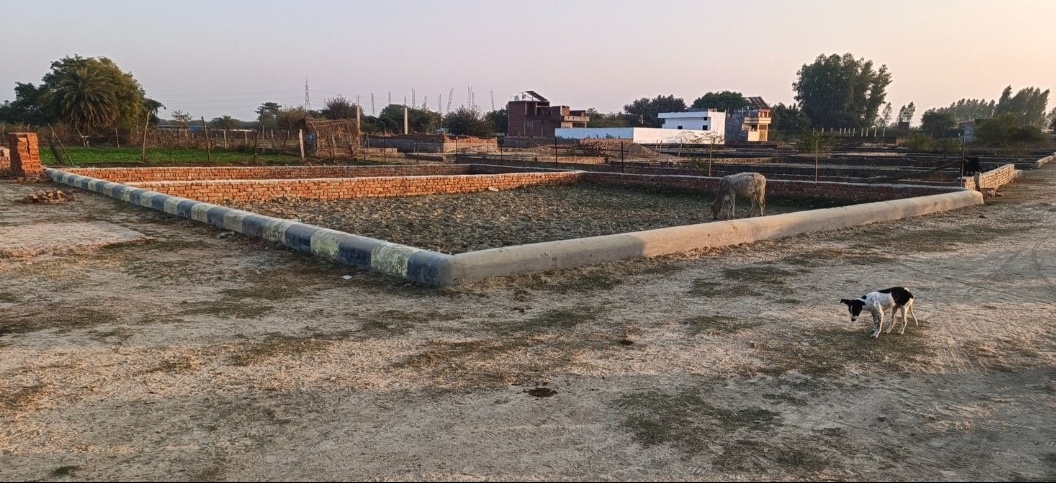 Plot For Sale in Invest Jankipuram Vistar 