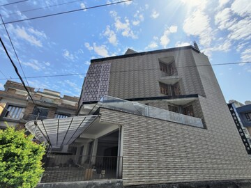 2 BHK Builder Floor – Exterior View View at Kargi - for Rent