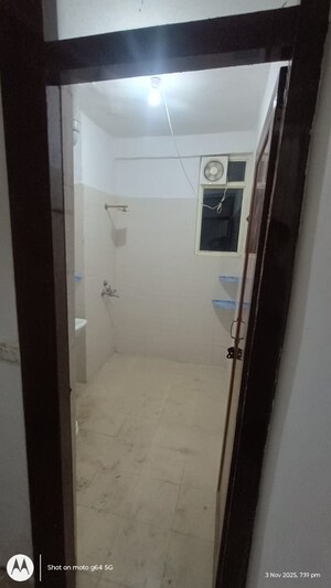 Building Lobby in 4 BHK Apartment at Kbnows Apartment, Sector 16 Greater Noida – for Rent