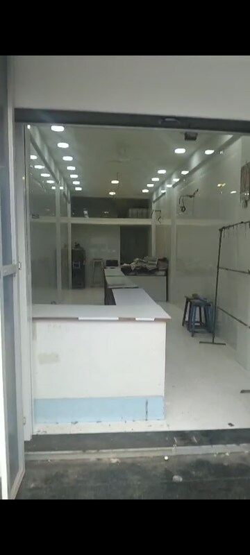  Shop For Rent in Chembur