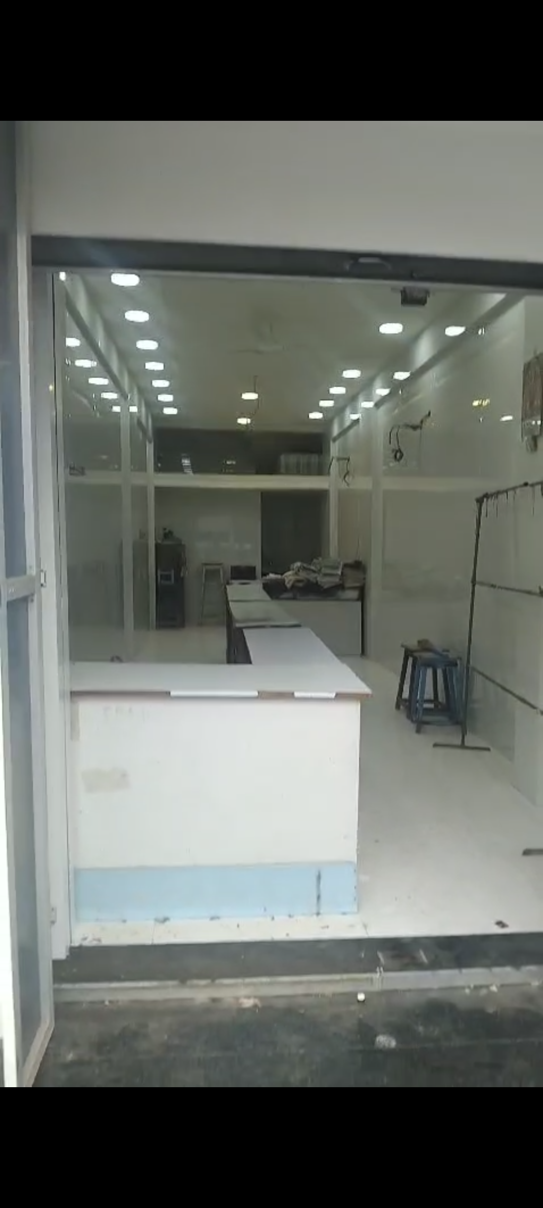 Retail Shop For Rent in Apartment 